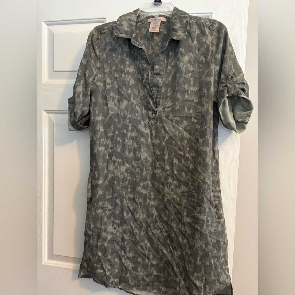 Size Medium. Philosophy Camo women’s dress